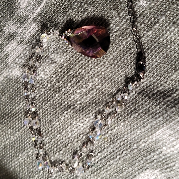 Avon Vintage NR Crystal Faceted Teardrop Necklace - Picture 4 of 4